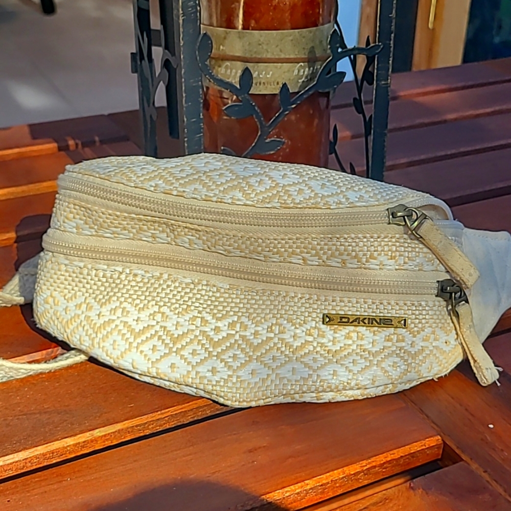 Fanny pack